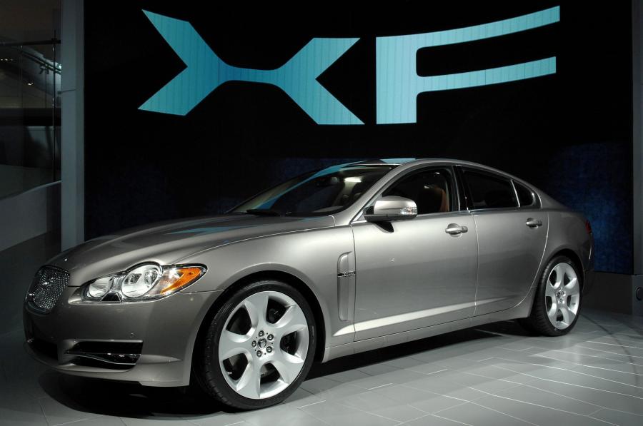  Jaguar XF 2008 года  (фото 18 из 175)